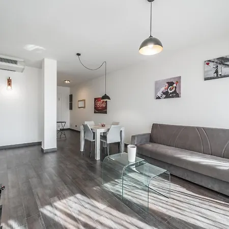 Ospedale Baggiovara - Guerrilla Art House * Bugia