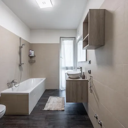 Ospedale Baggiovara - Guerrilla Art House Bugia