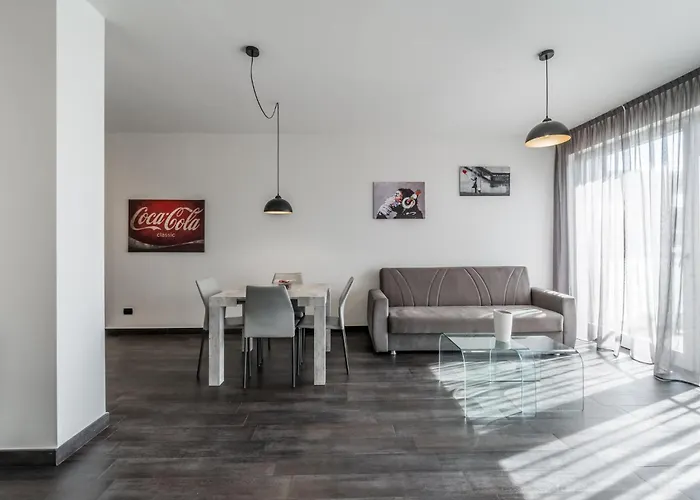 Ospedale Baggiovara - Guerrilla Art House شقة