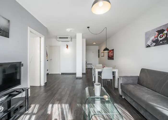 Ospedale Baggiovara - Guerrilla Art House Appartement